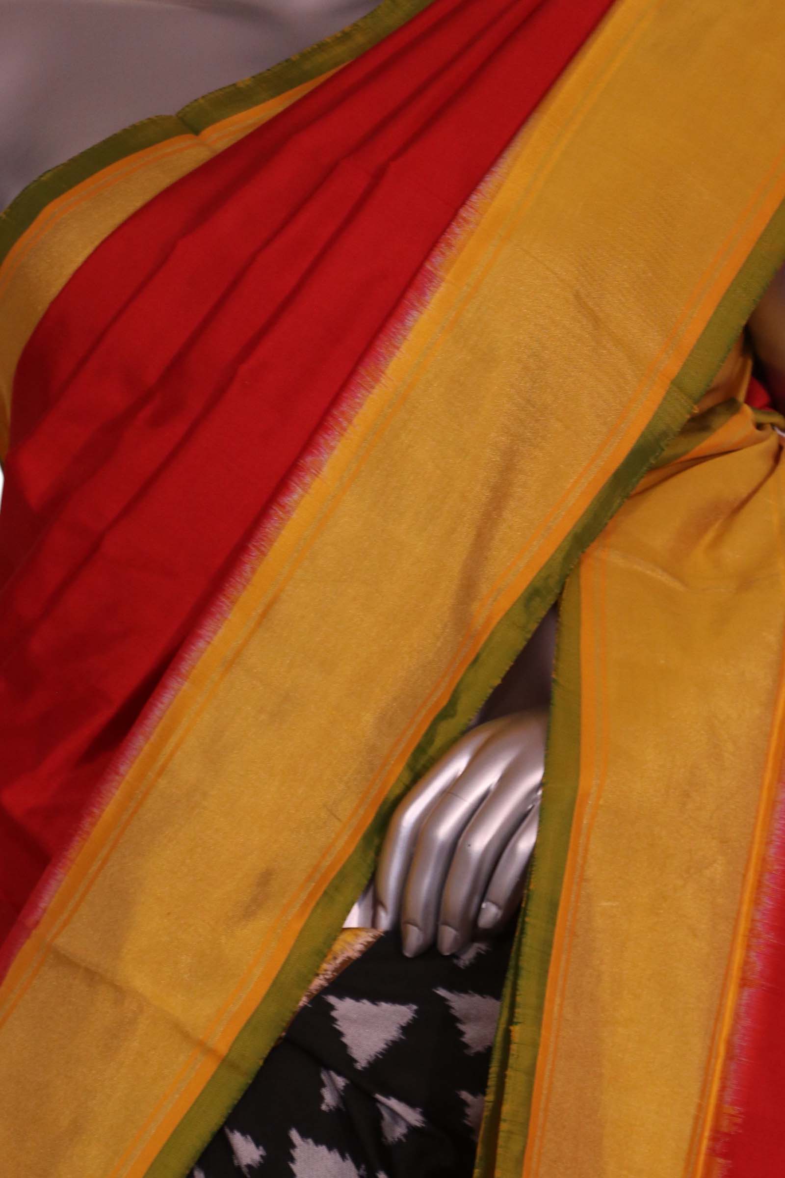 Pure Handloom Patola Ikat Silk Saree AG200734